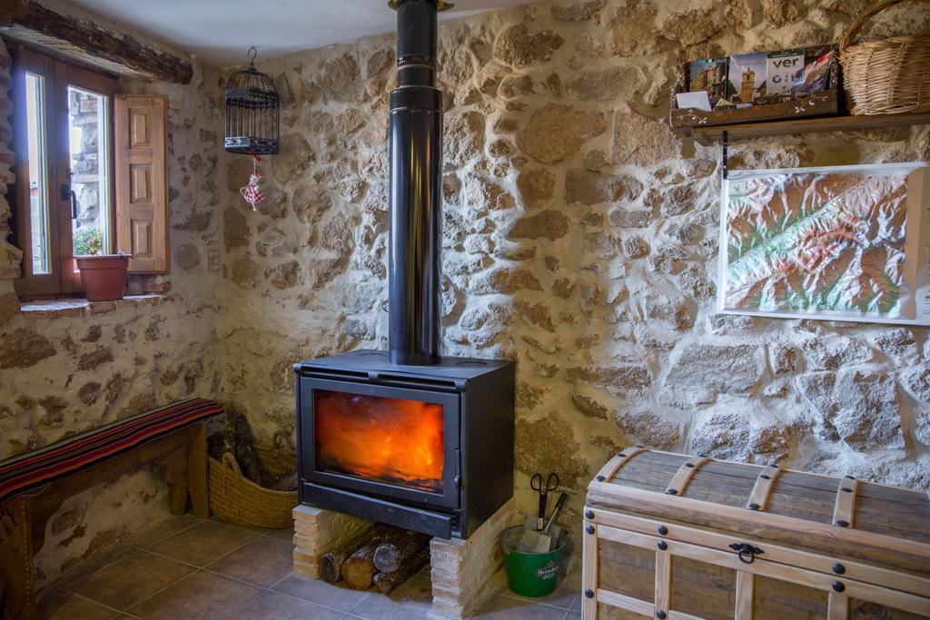 Hostal El Pajar de Tía María Casas del Castañar Habitación foto
